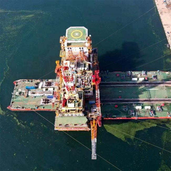 EP15-1 CEP Topside Loadout, 16,520T, 2022